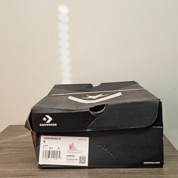 Converse Women's  Chuck 70 Pearls & Studs  Hi Tops  Size 9 Blush NWT - Picture 9 of 9